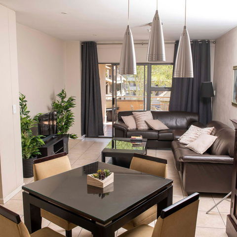 Apartment 75
