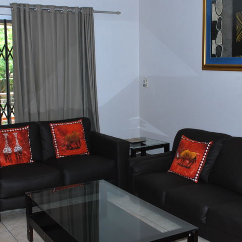 Apartment 80