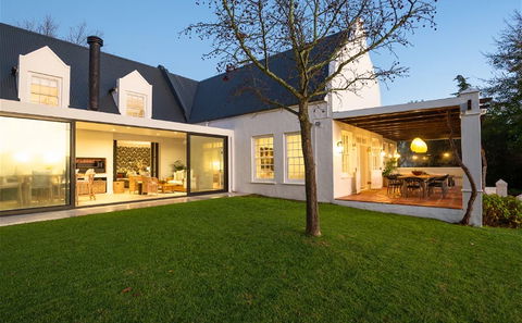 Three Peaks Villa
