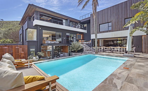Camps Bay Gold