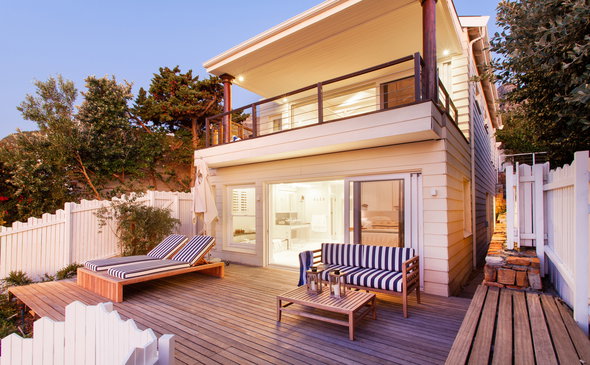 Bakoven Beach House