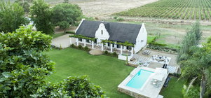 De Goede Hoop Farmstead Stay 3, Pay 2