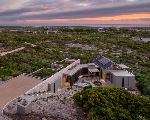 Casa Kuro