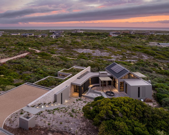 Casa Kuro