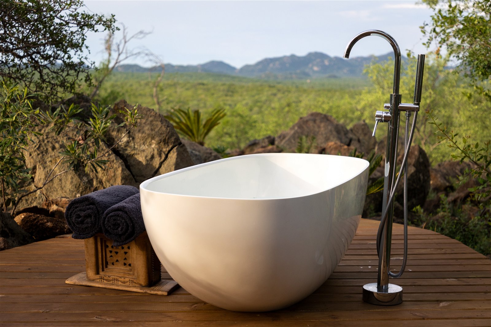 safari escape, luxury tented camp