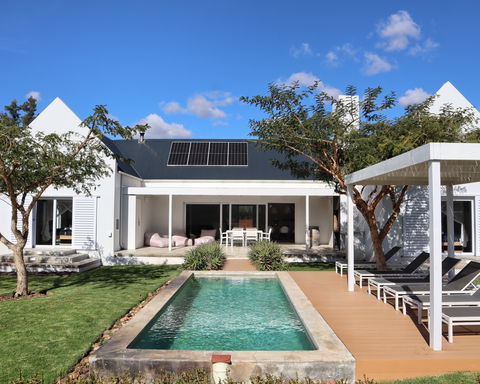 The Olive Woodpecker Villa