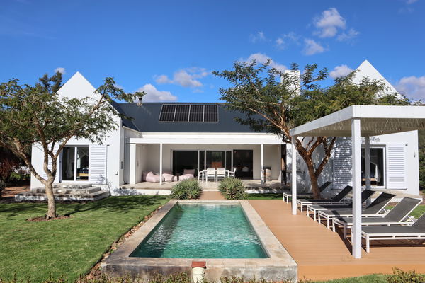 The Olive Woodpecker Villa