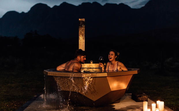 Hot Tub at Bokriver Farm 