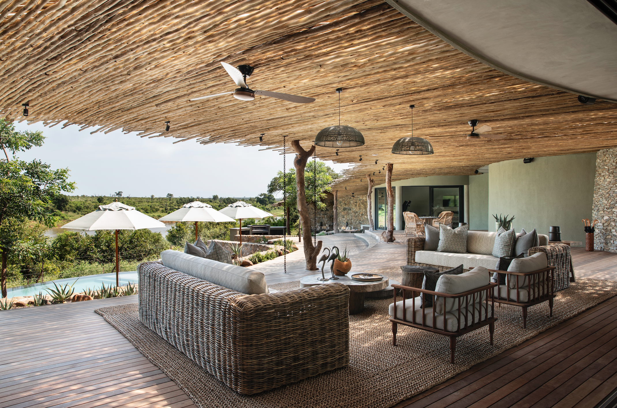 Safari lodge, five star safari South Africa, luxury self catering lodge south africa