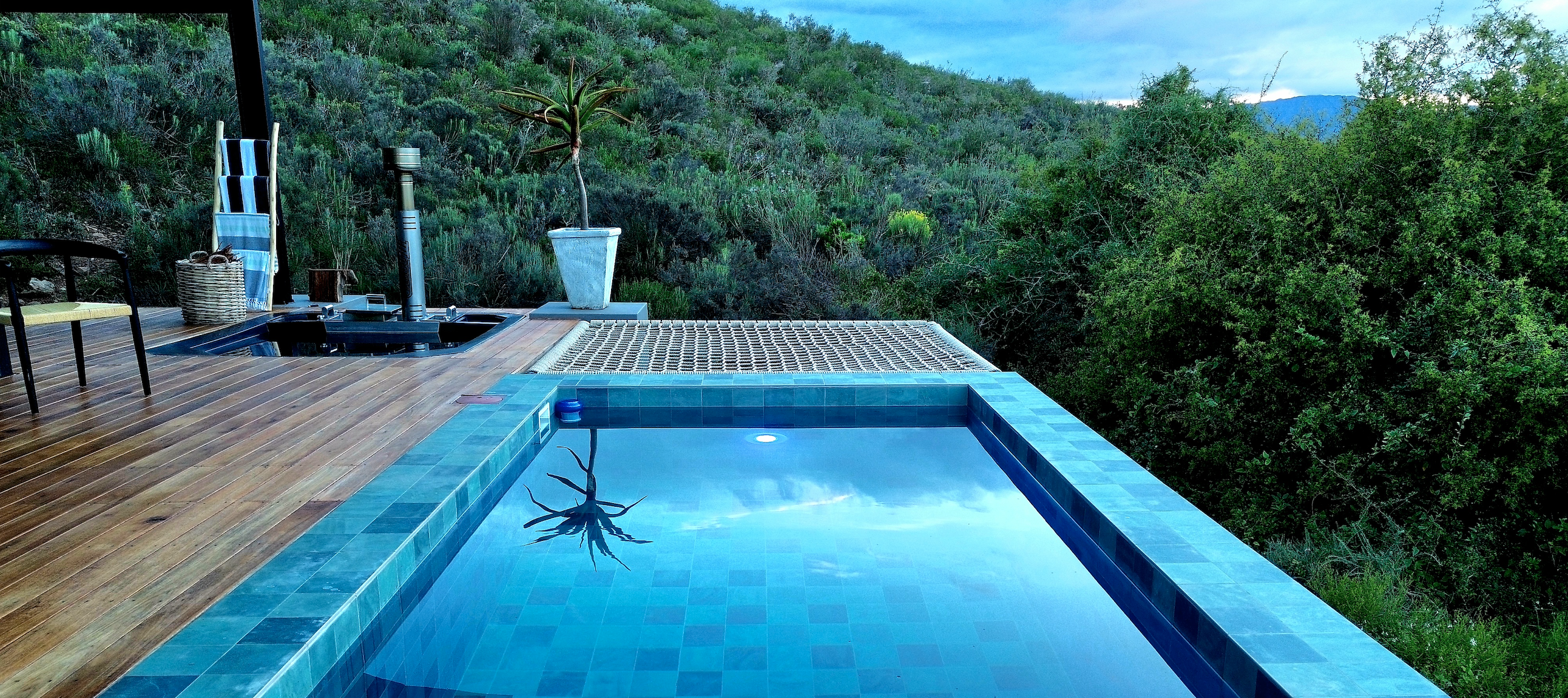 Karee Eco Stay, eco cabin, romantic cabin, hot tub getaway