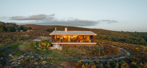 Gansbaai, Mid-Week Stay 4 pay 2