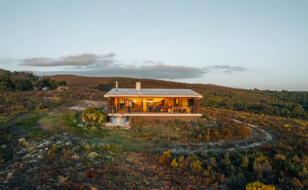 Gansbaai, Mid-Week Stay 4 pay 2