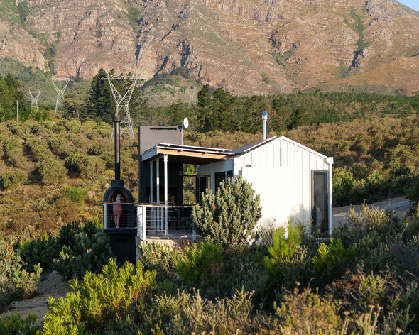 Earhart Eco Pod