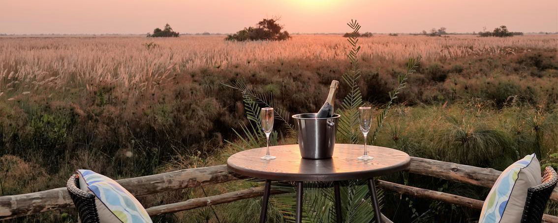 Sundowners in the African landscape