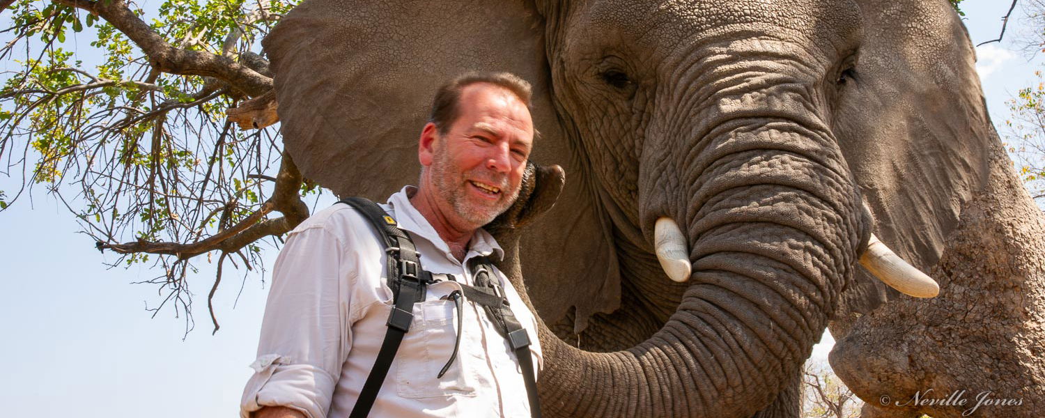 Neville Jones meets Morula the elephant