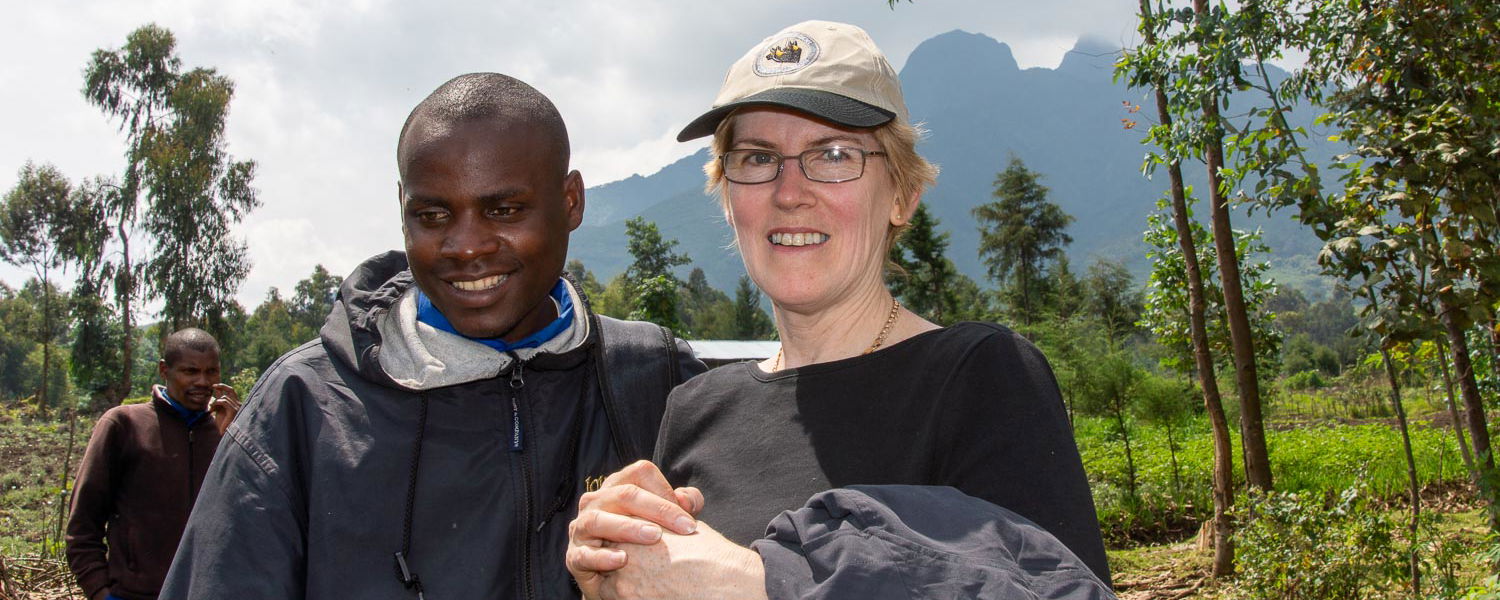 Evelyn Weskob with her guide after the gorilla trek in Rwanda