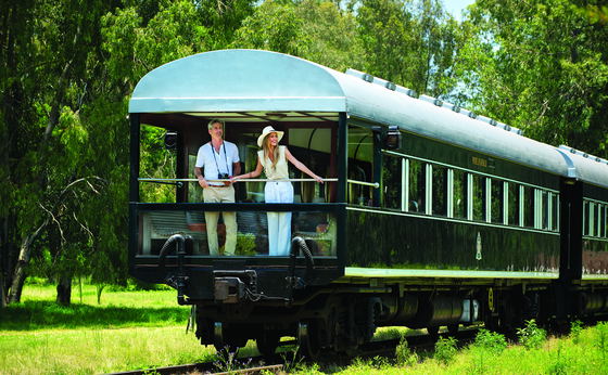 Victoria Falls, Luxe Train and Safari
