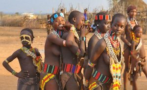 7 Days South-Omo-Valley Tribes
