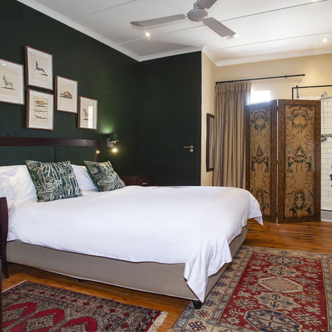 Pricing; Klein Karoo accomodation