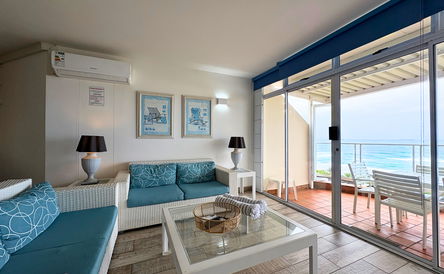 5 Glitter Bay |Panoramic Seaviews| 2BR Umhlanga