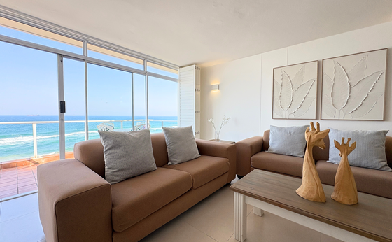 13 Glitter Bay| Seaviews & Beach access| Umhlanga 3BR