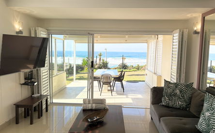 1 Glitter Bay |Umhlanga Seaviews| 3BR Garden Unit