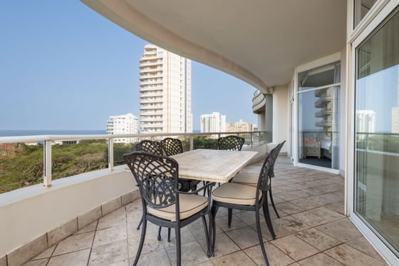 Balcony dining area