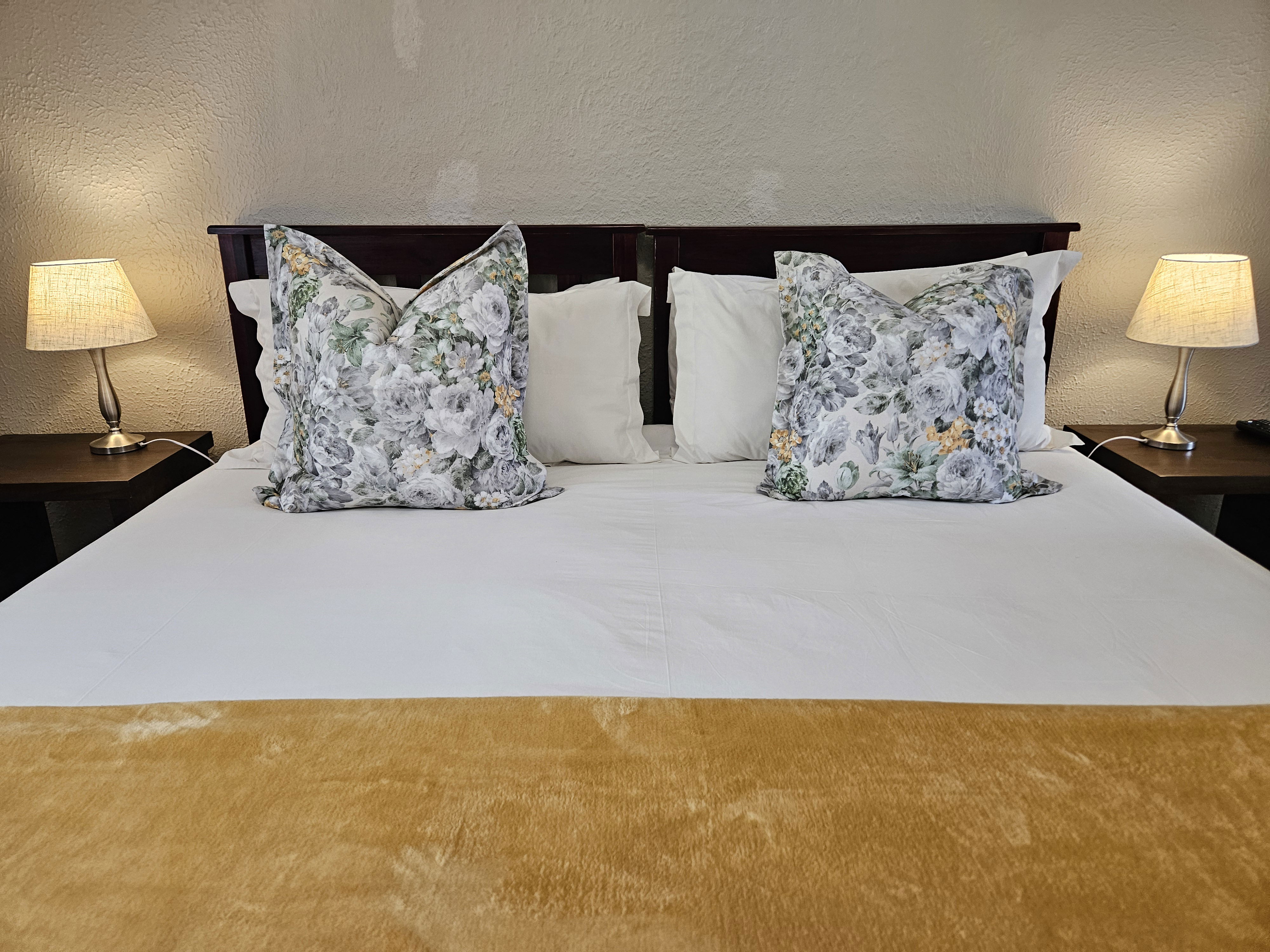 affordable selfcatering accommodation in middelburg eastern cape