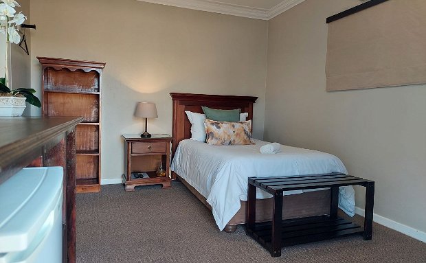 single accommodation in middelburg eastern cape