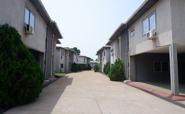 Riverside Resort