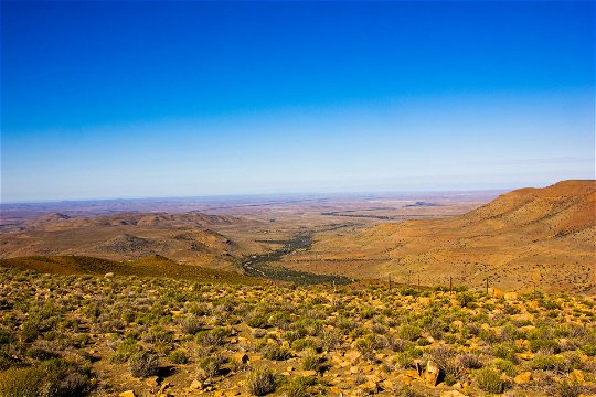 Karoo Landscape. Photo by Juanita Swart on Unsplash juanita-swart-Xi-S7T31Cb0-unsplash