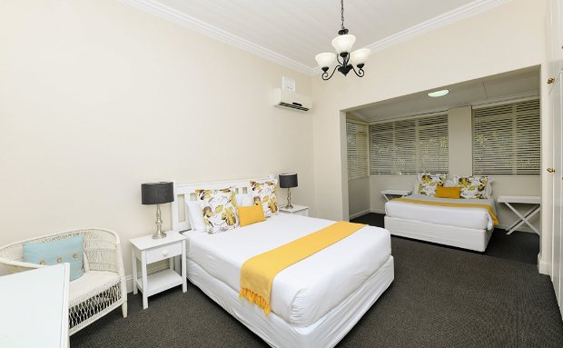 Madeline Grove Bed and Breakfast in Durban Family Unit sleeps min 4 - 6 guests