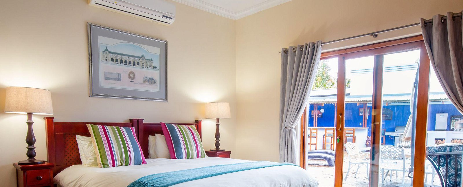 Rooms and Suites