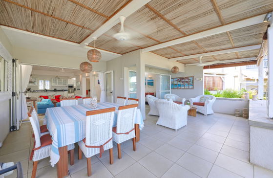 Large dining table setup for group gatherings