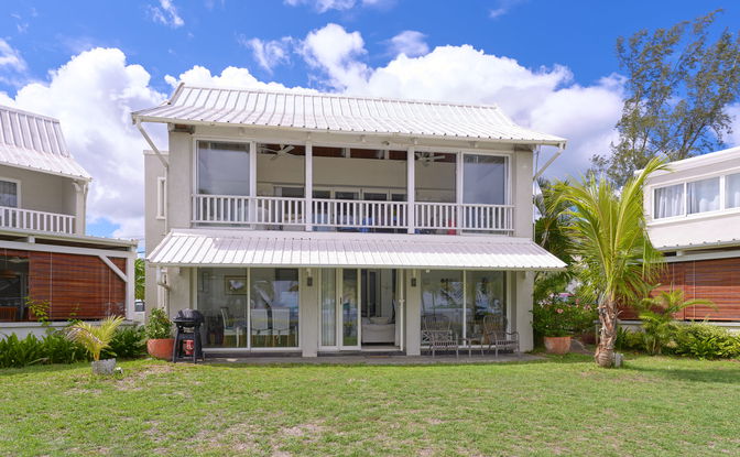Villa 10A - 2 Bedroom Pool Facing Apartment with Sea View