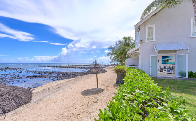 Villa 9A - 2 Bedroom Beachfront Duplex