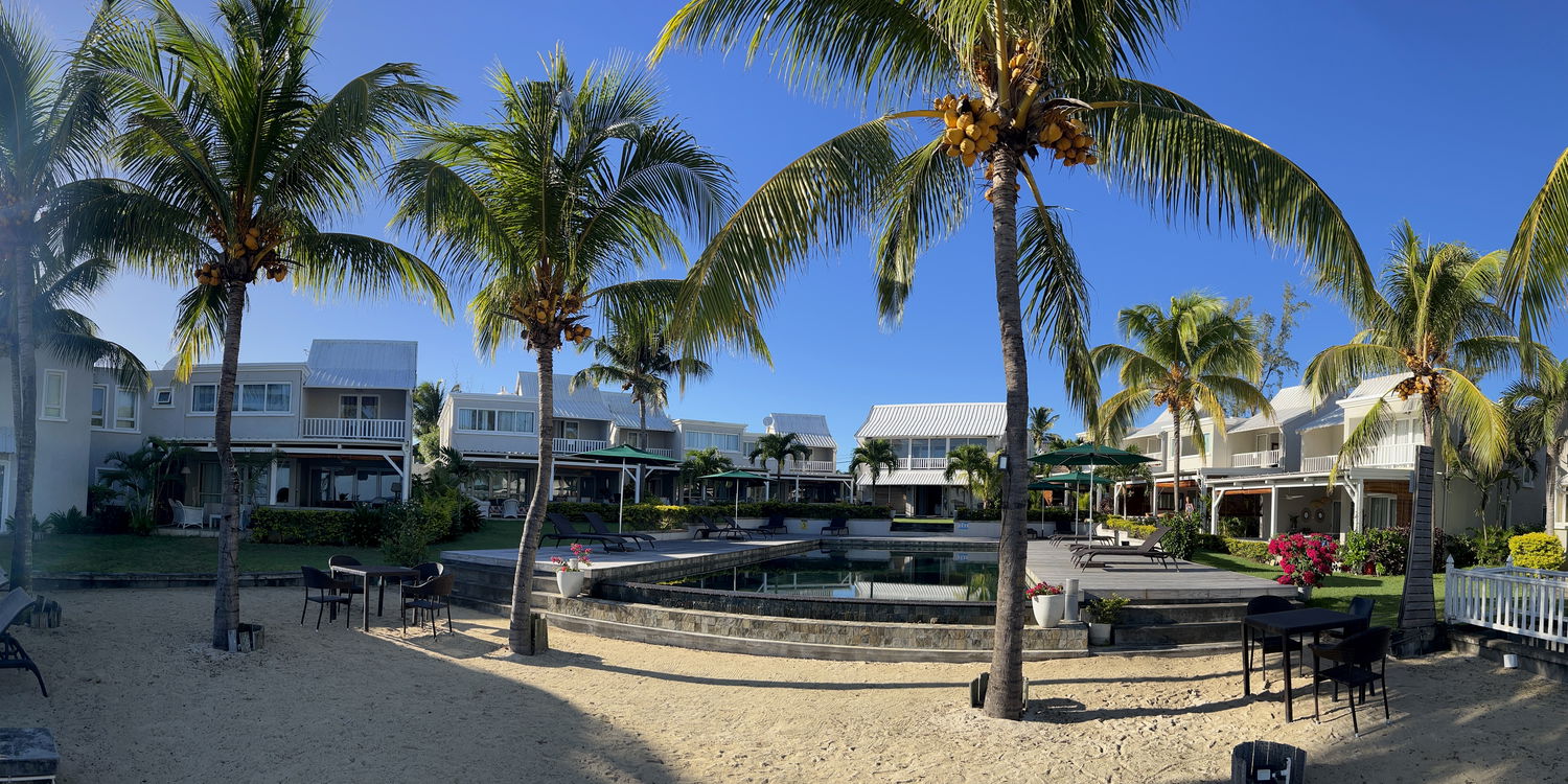 White Oaks Villas Mauritius - view from the private beach