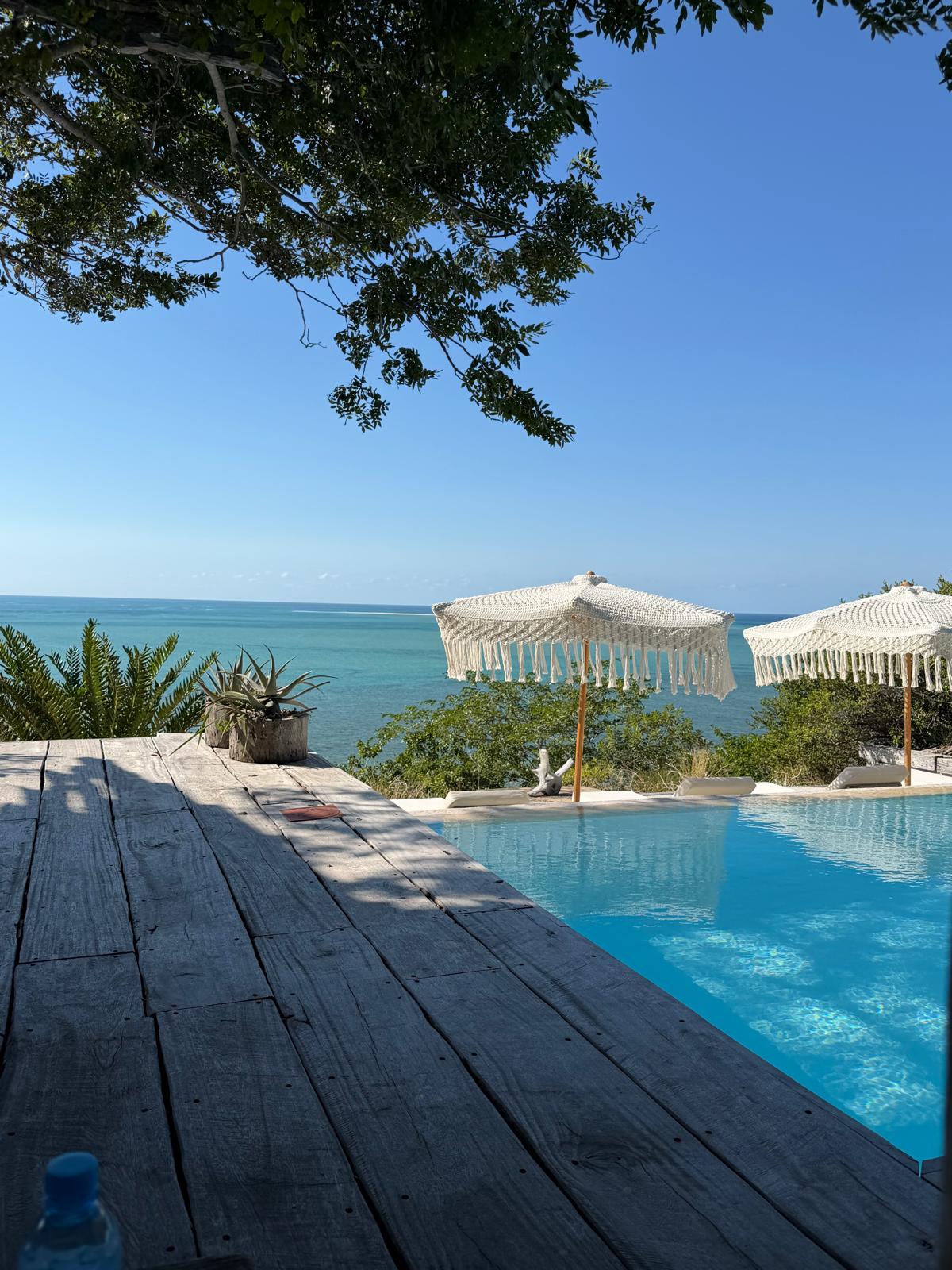 Beautiful vistas over the Indian Ocean