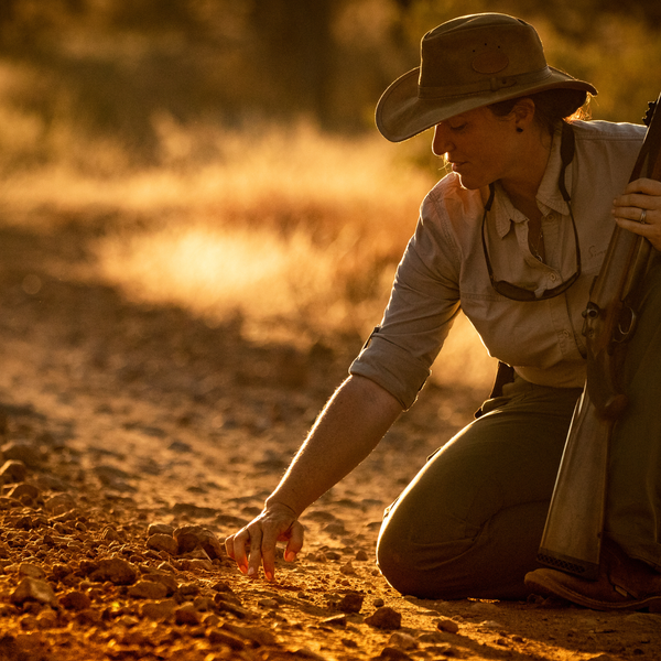 © Singita Margaux leading a bush walk at Singita Sweni