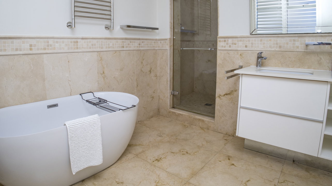 Main En Suite
