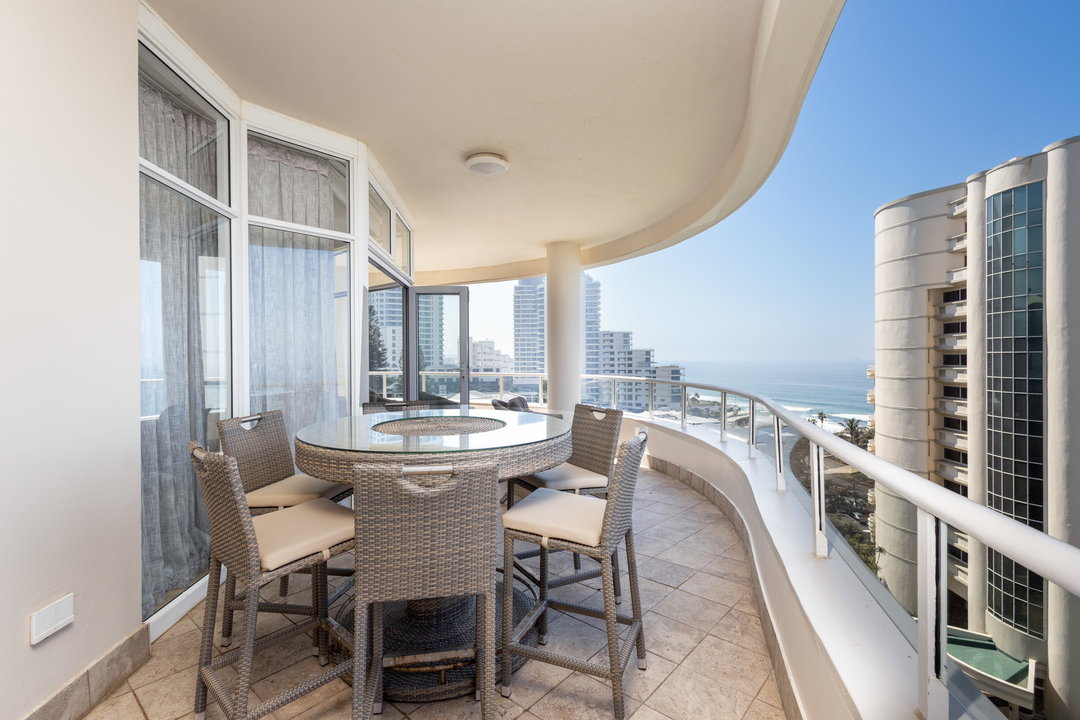 Balcony dining area