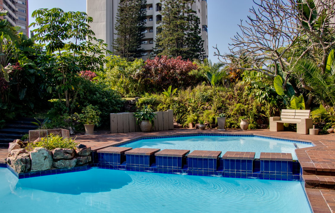 Communal pool and garden