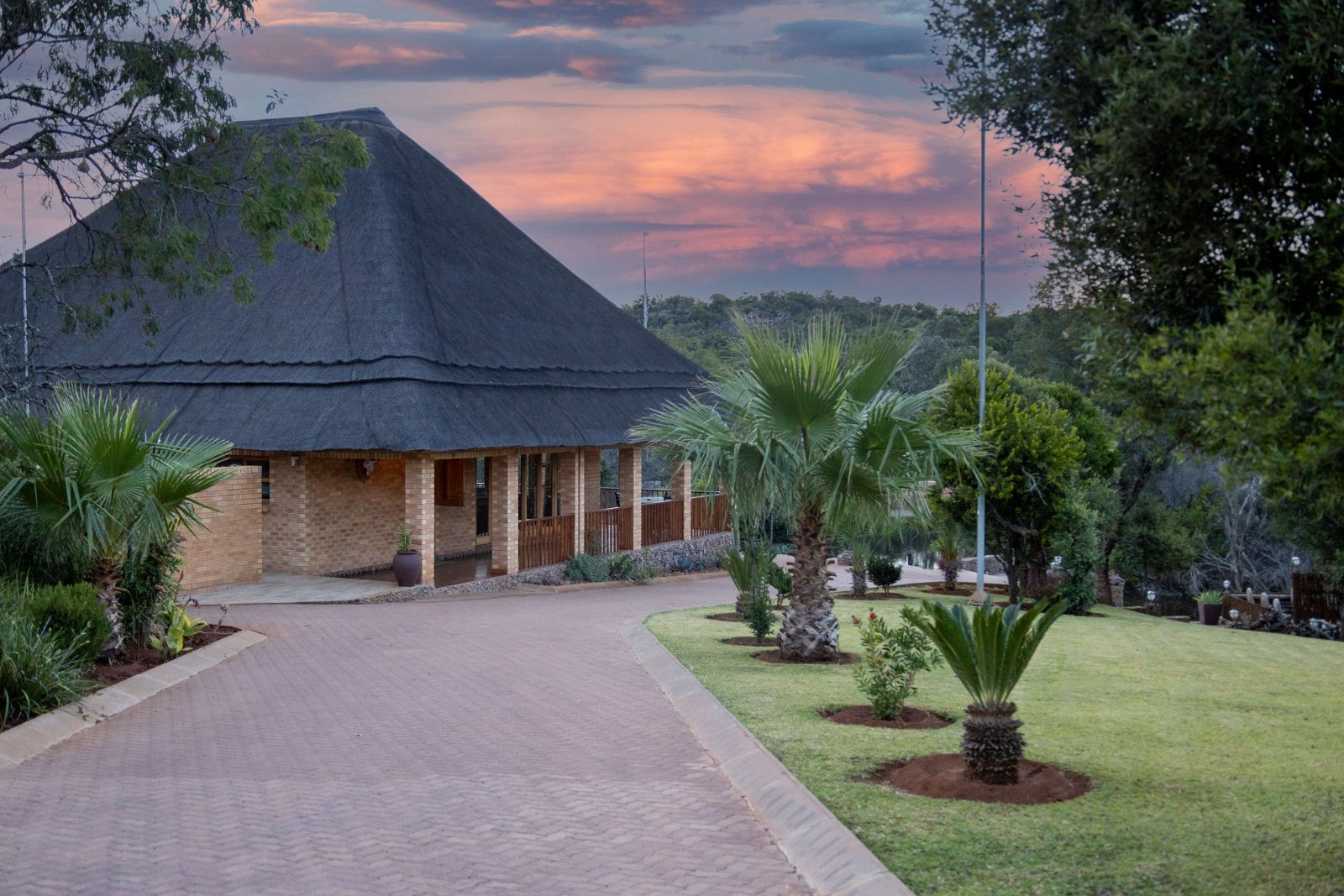 Nare Lodge