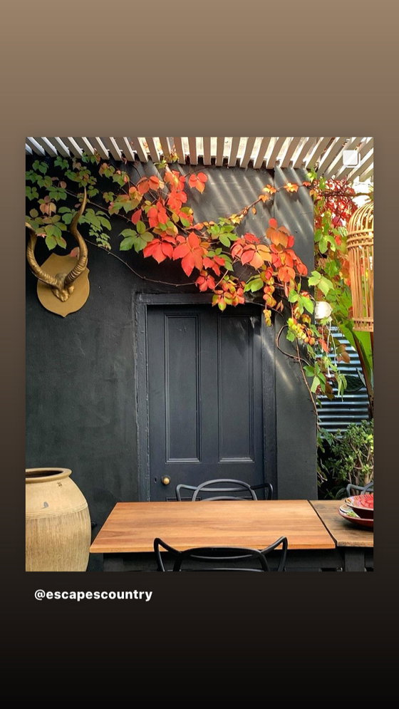 Outdoor Seating 