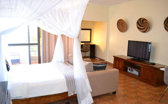 Self - Catering Studio One (Serviced)
