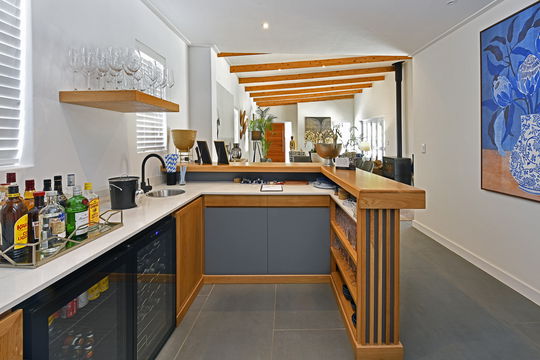 Inviting honesty bar for relaxed evenings in Franschhoek Inviting honesty bar for relaxed evenings in Franschhoek