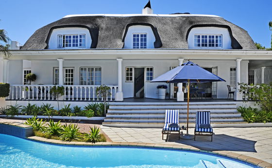 Our Beautiful Thatched Villa in Franschhoek