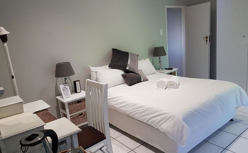 Zonnevanger guesthouse, Paarl accommodation, affordable accommodation Paarl, Paarl guesthouse, Paarl B&B Zonnevanger guesthouse, Paarl accommodation, affordable accommodation Paarl, Paarl guesthouse, Paarl B&B