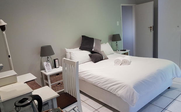 Zonnevanger guesthouse, Paarl accommodation, affordable accommodation Paarl, Paarl guesthouse, Paarl B&B Zonnevanger guesthouse, Paarl accommodation, affordable accommodation Paarl, Paarl guesthouse, Paarl B&B