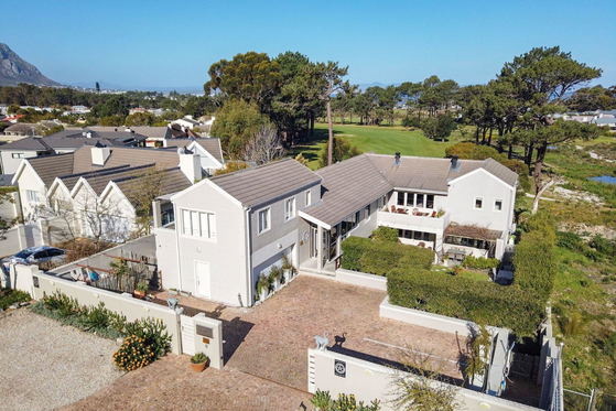 Exterior view front gate, Hermanus, Lodge on the Green, Cliff Path Lodge, DCC Hotel Group